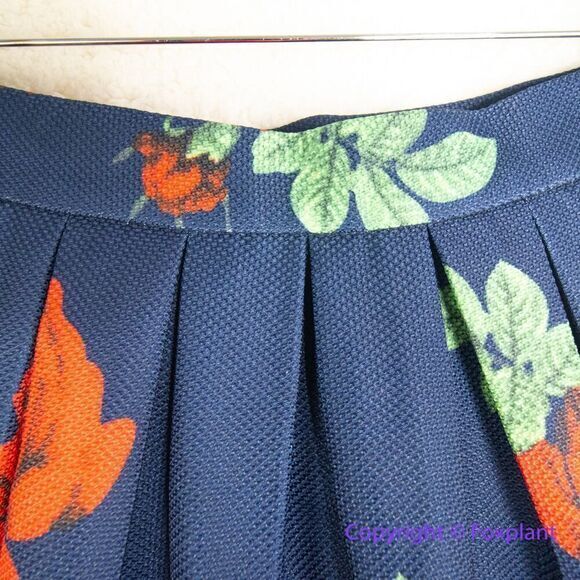 Vintage floral‎ print fit and flare skirt, size XS - Picture 4 of 15